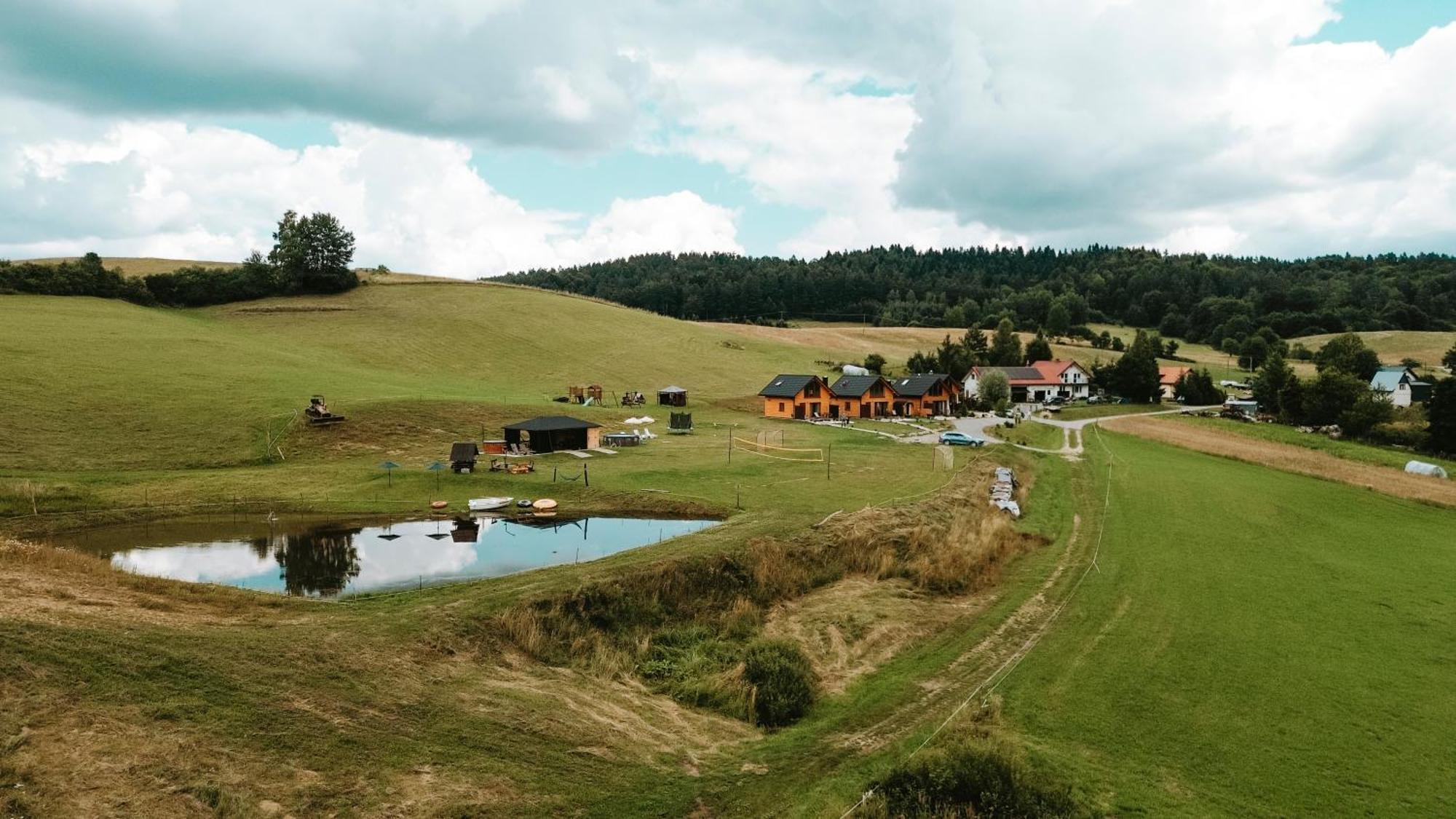 Domki Pod Bukowym Lasem Wańkowa Esterno foto