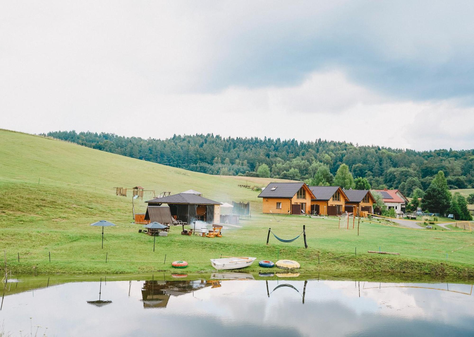 Domki Pod Bukowym Lasem Wańkowa Esterno foto